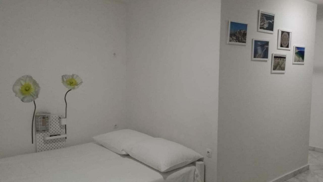 Solaria Apartments พาก ภายนอก รูปภาพ